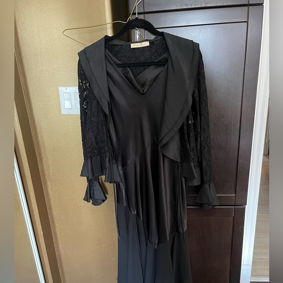 Dress with cover - Picture 4 of 4